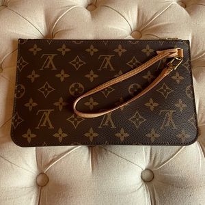 Louis Vuitton GM Monogram Pouchette